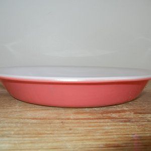 Vintage #209 Pyrex Pink Salmon 8.5” Pie Plate Baking Dish no cracks or chips.